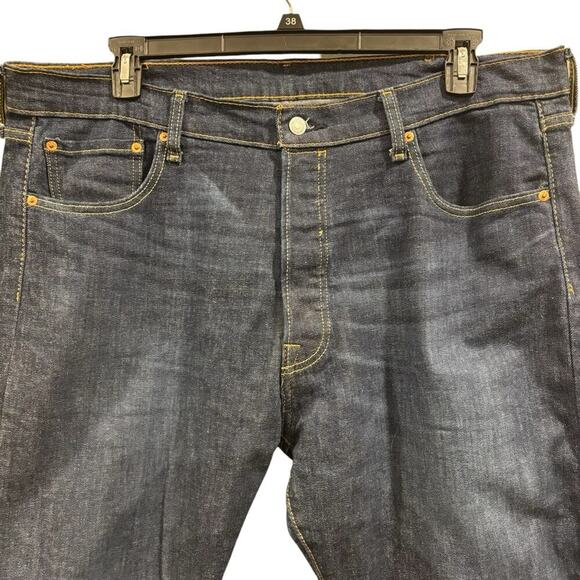 LEVI’S Men’s 501 Dark Wash Button-Fly Jeans, W40 L30 - Picture 4 of 12